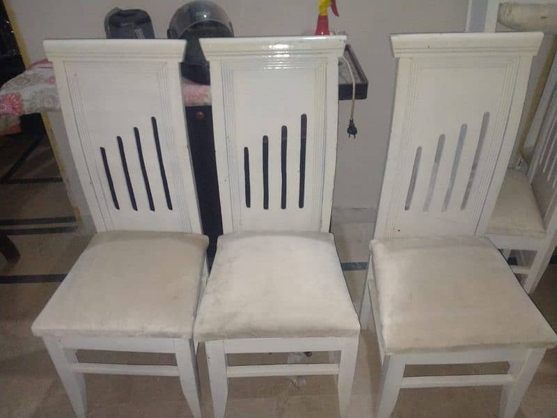 6 Chairs Comfortable soft just like new 0