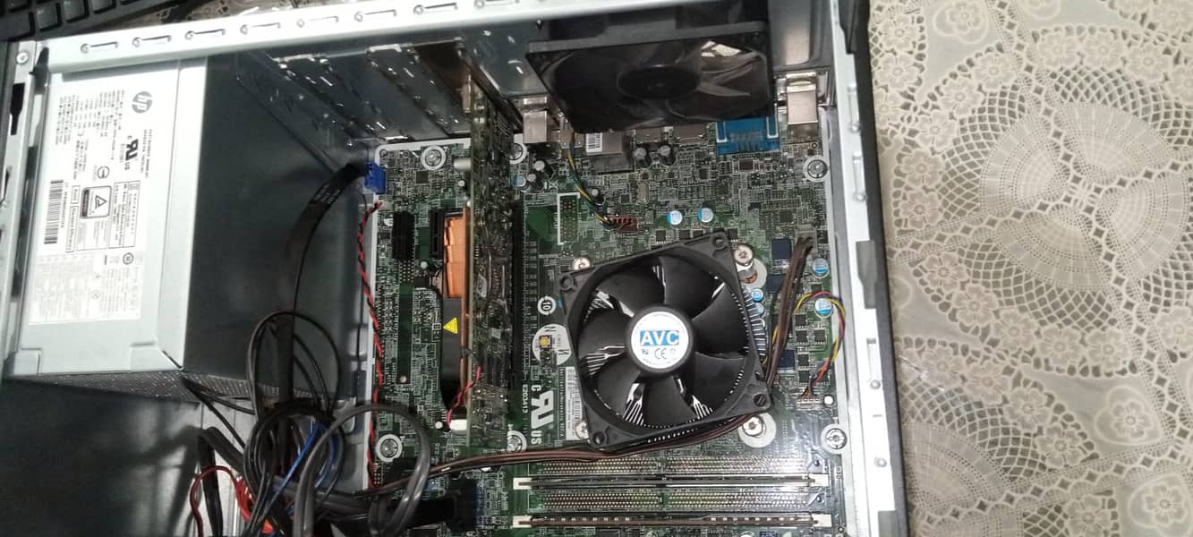 Hp ProDesk Workstation Intel Core i7 6700 with 2GB Dedicated Card 7