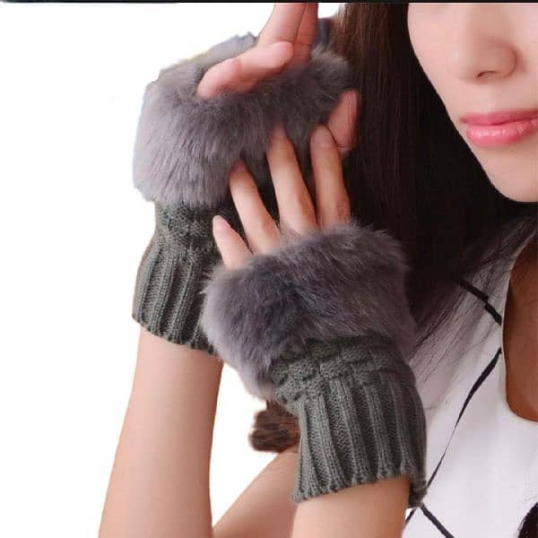 Women's Fur Gloves  ( Special Offer buy 1 get free) 10