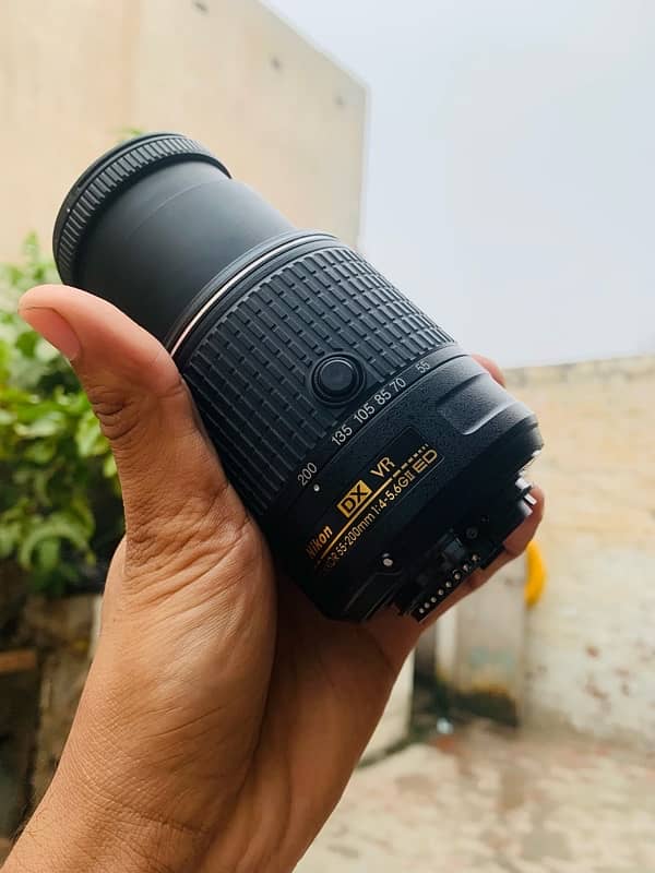 Nikon 55 200 auto focus zooming Vr lens whatsapp number 03274739624 6