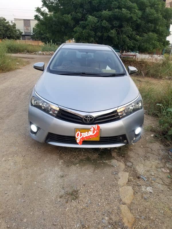 URGENT - Toyota Corolla GLI 1.3 Automatic 2015 End 1