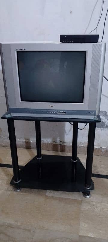 21" LG TV 1