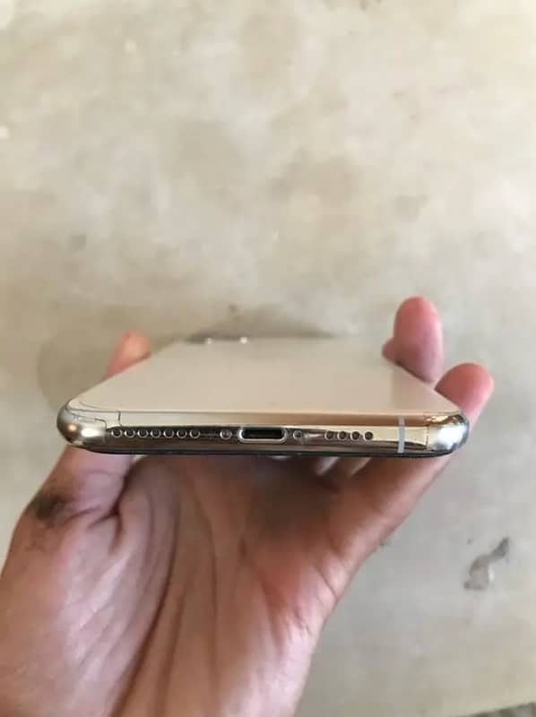 Iphone 11 pro max 256 PTA approved 3