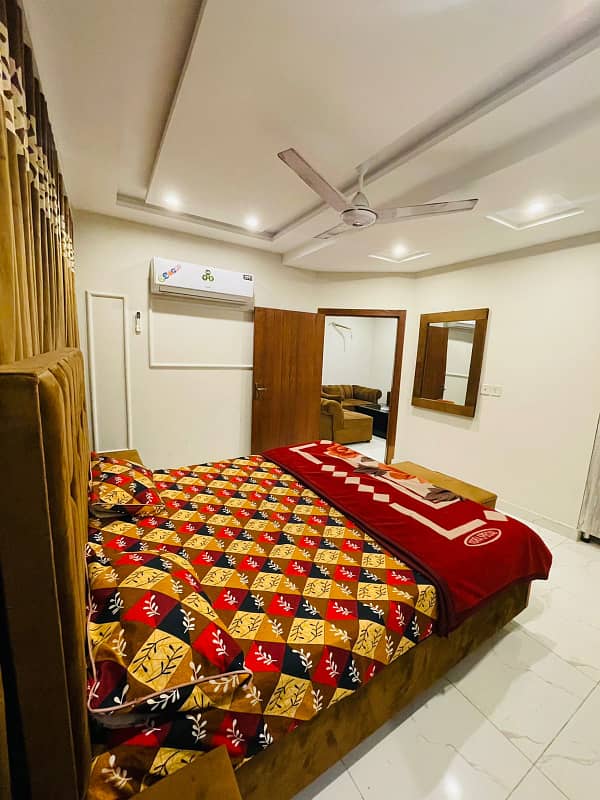 One bedroom VIP apartment for rent on daily basis in bahria town 1