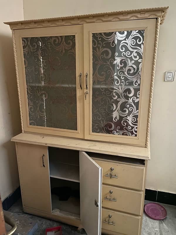 cupboard with mirror and 3  drawers for sale in very good codition 0