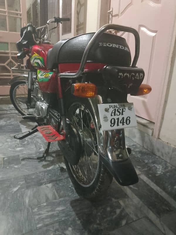 Honda bike condition 10/10 for sale in a good condition. 3