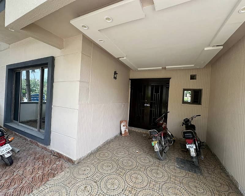 5 Marla House for Sale in Paragon City Block Executive 1