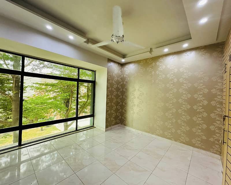 5 Marla House for Sale in Paragon City Block Executive 22