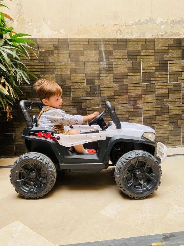 Baby Automatic Jeep 4