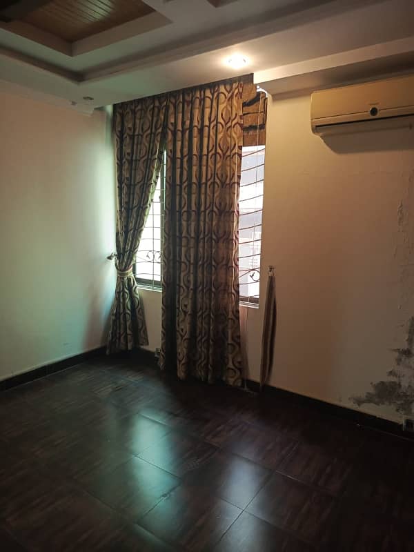 Kanal House 60ft Road prime location for sale Easy approach to Main Boulevard Faisal Town 1