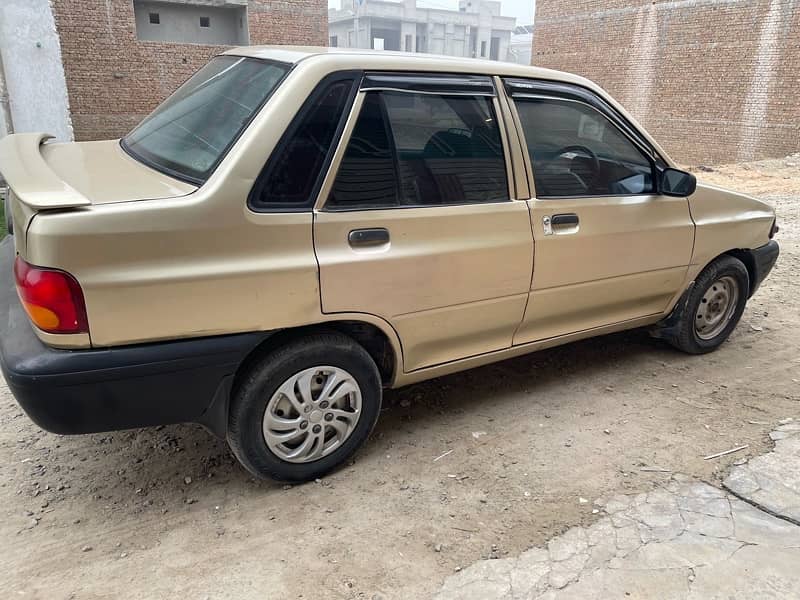 KIA Classic 2001 3