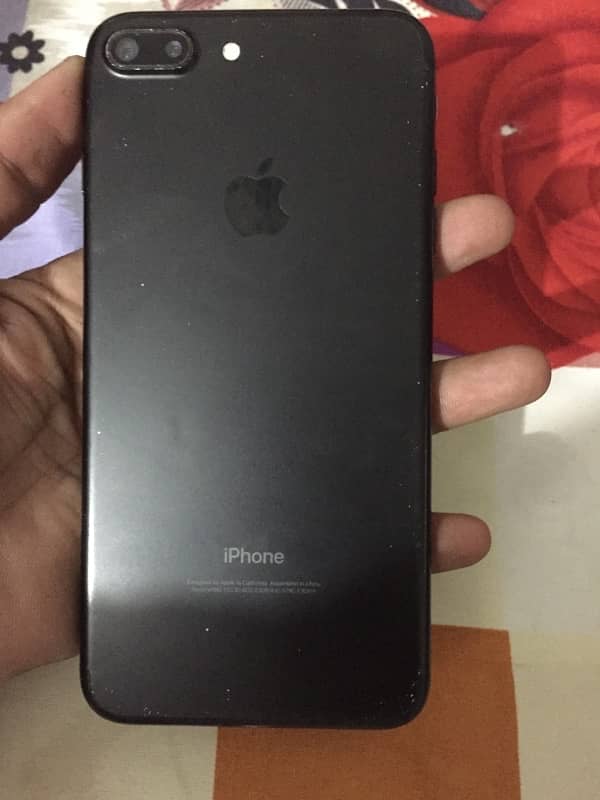 Iphon 7 plus bypaas 32 gb Whatsap 03249775018 3