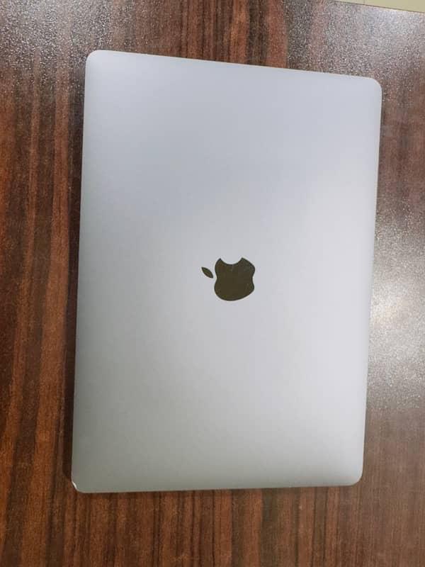 Apple Macbook Pro 0