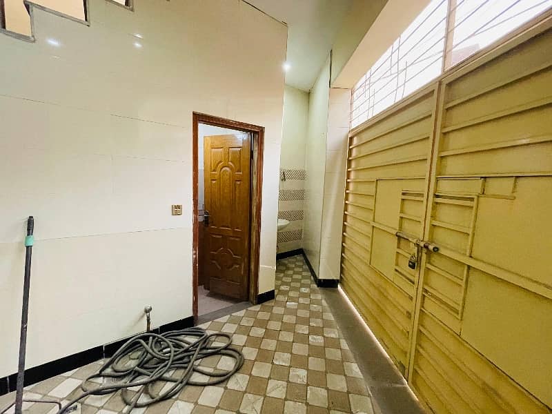 Perfect 6 Marla House In Marghzar Officers Colony - Block A For sale 8