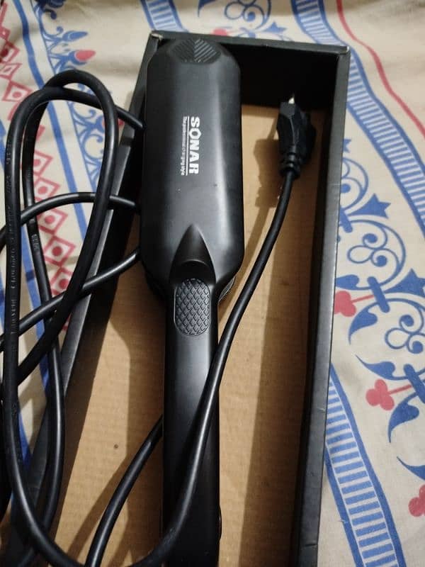 Sonar Hair Straightener black 2