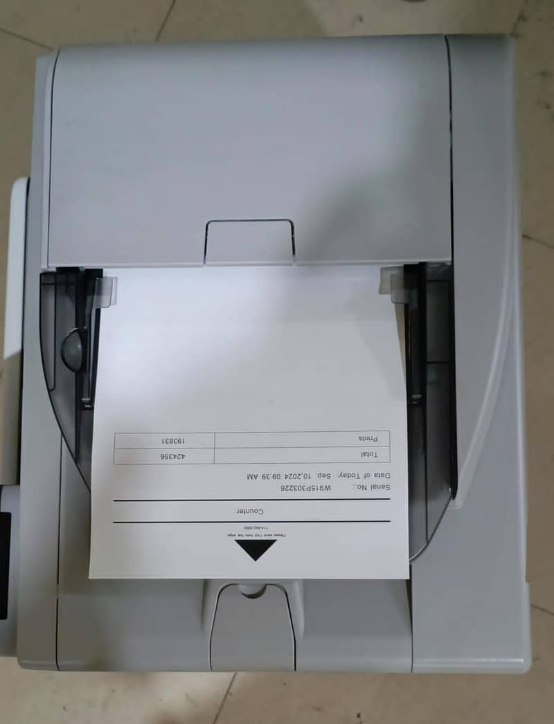 Reconditioned legal size photocopier. low budget copy machine. TONER 3