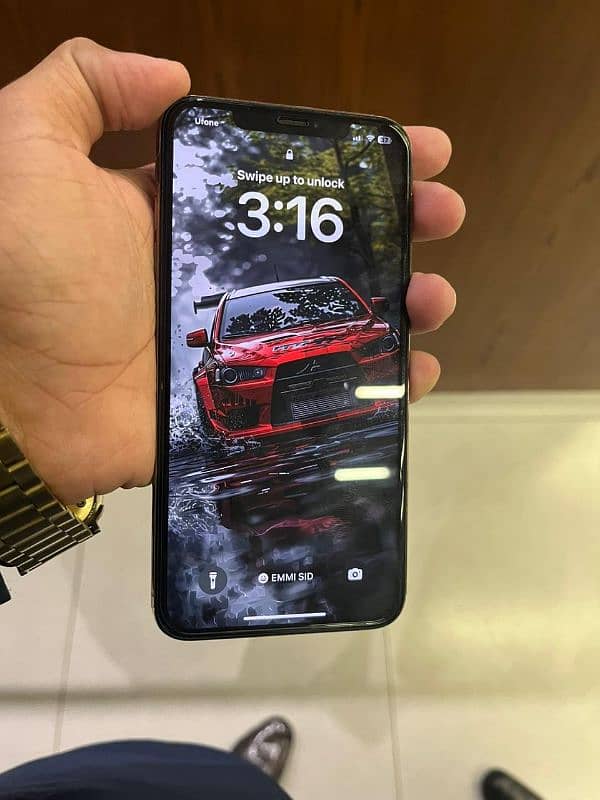 I phone  Xs Max 256 GB 10/10 condition , Battery 91% 0