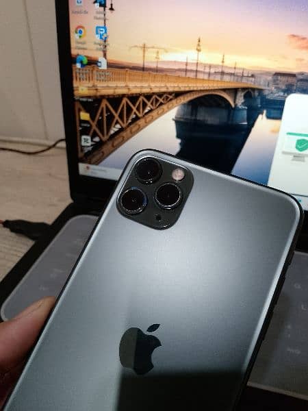 Iphone 11 pro max Non PTA 0