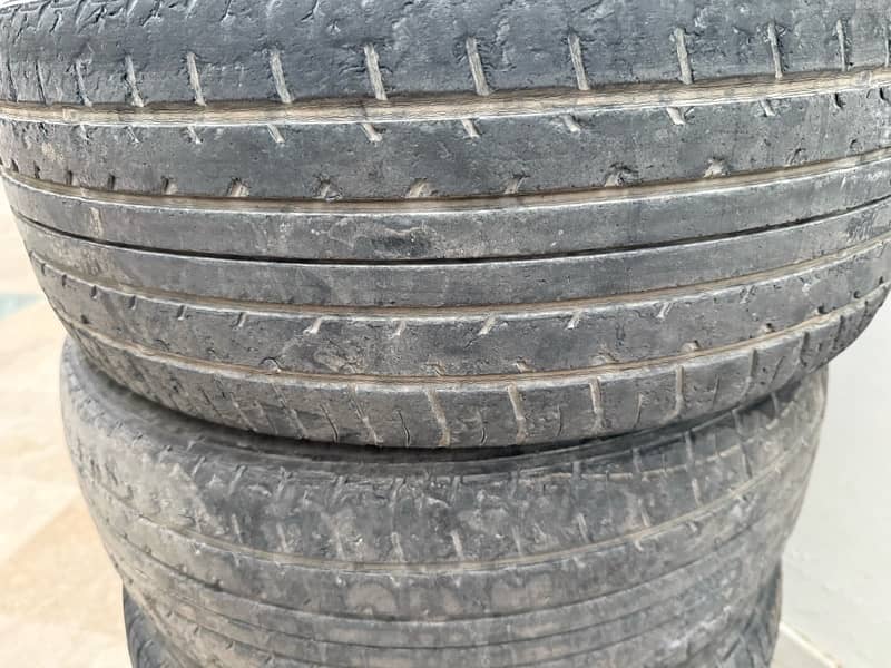 Toyota Corolla 2021 tyres in good condition 3