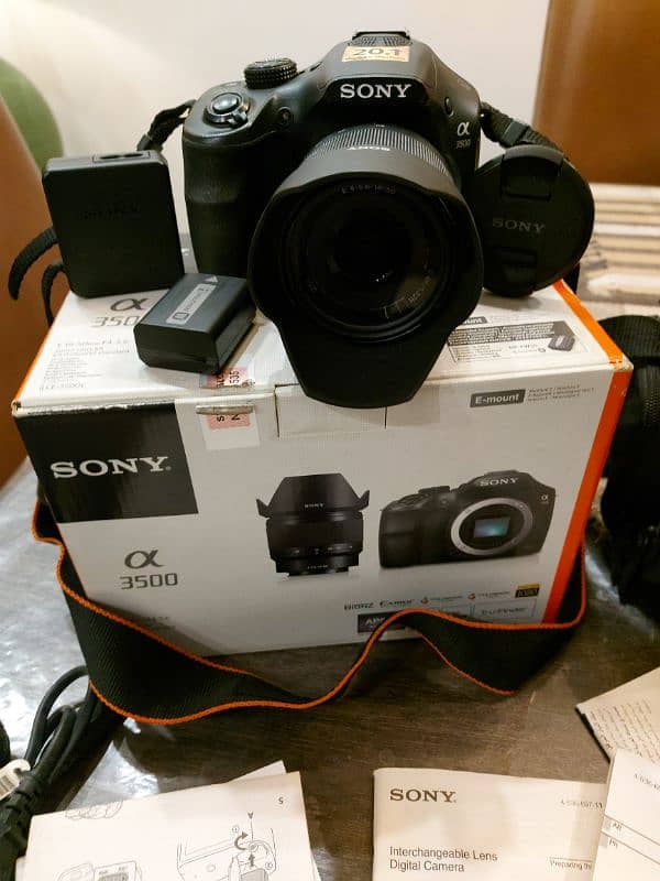 Sony DSLR a 3500 1