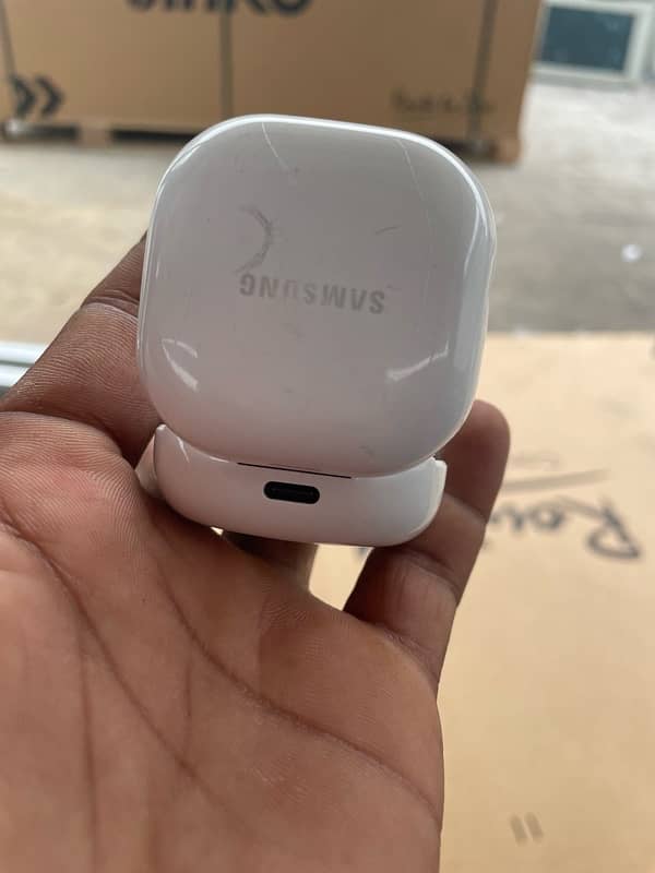 Samsung galaxy buds 2 6