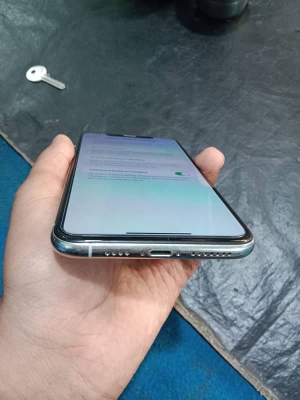 iPhone 11 Pro Max 64 gb non pta 2