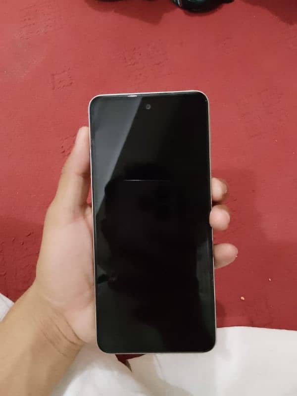 Infinix smart 8 10/9 condition 4/64 with box 1