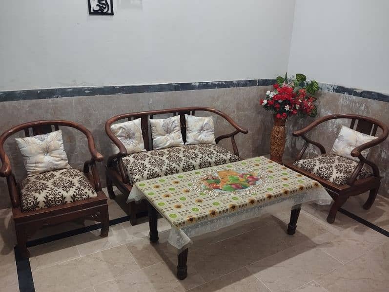 Sofa set for sale 0