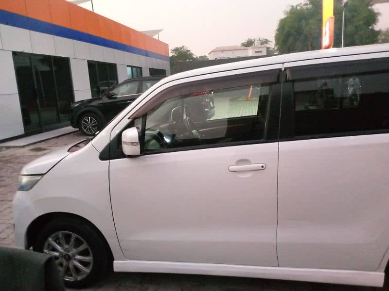 Suzuki Wagon R Stingray 2012 3