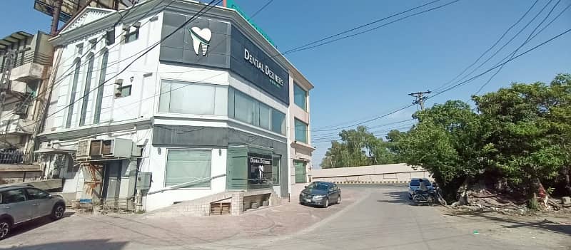 16 MARLA COMMERCIAL BUILDING FOR SALE IN JOHAR TOWN ,R1 Block IDEAL LOCATION 7