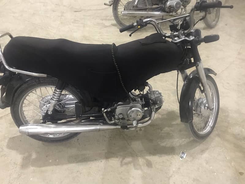 Honda CD70, 2019 4