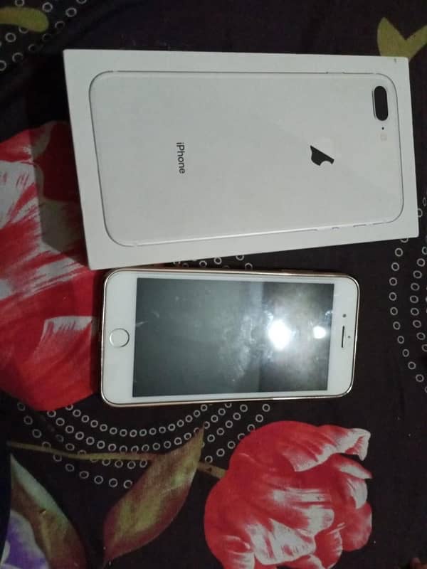 iphone 8 plus new condition with box factory unlock 0