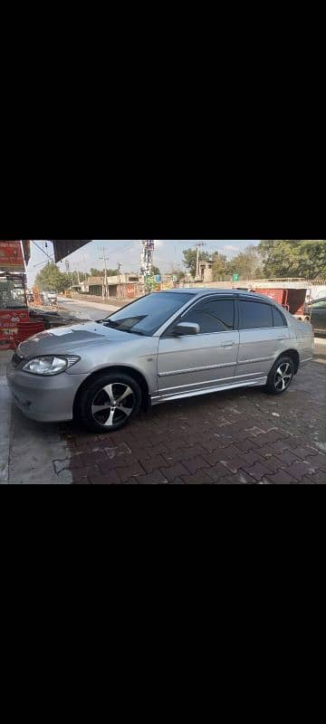 Honda Civic EXi 2005 1