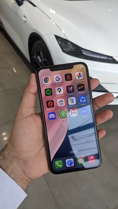 iPhone xs max pta approved 3