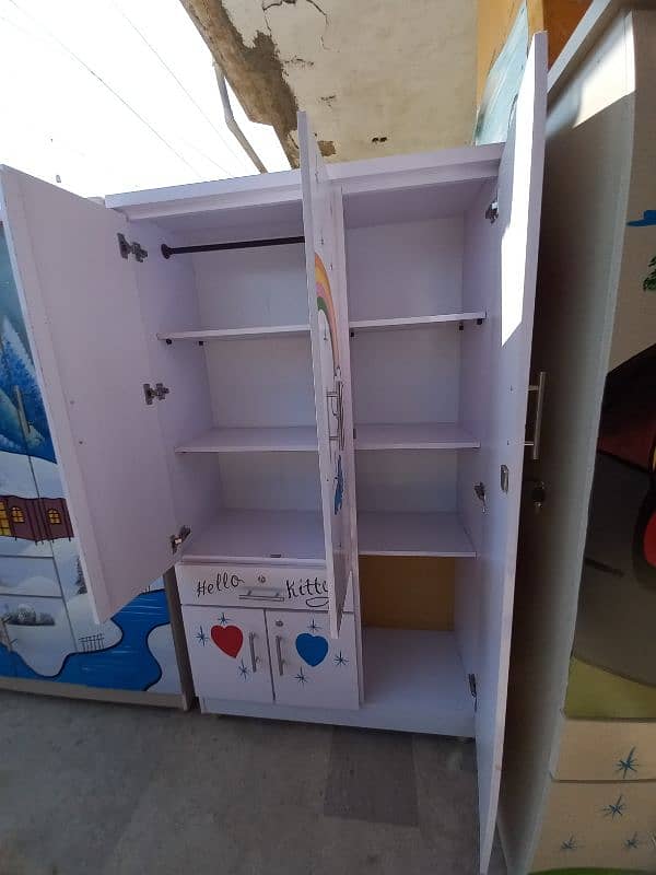 kids wardrobes size 3.5x6 for sale 1