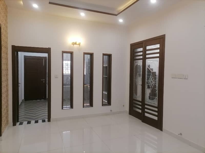 House Sized 15 Marla Available In Wapda City - Block C 16