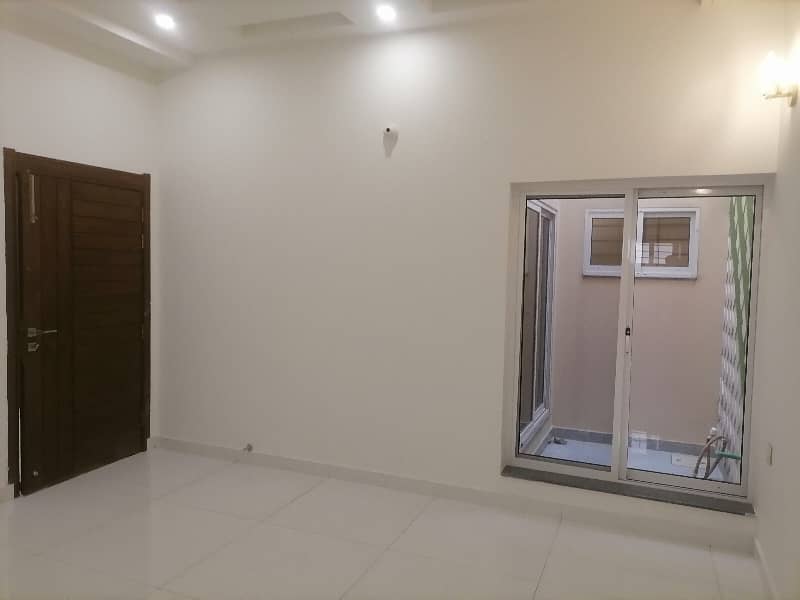 House Sized 15 Marla Available In Wapda City - Block C 22