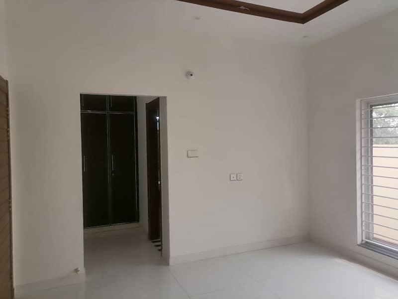 House Sized 15 Marla Available In Wapda City - Block C 33