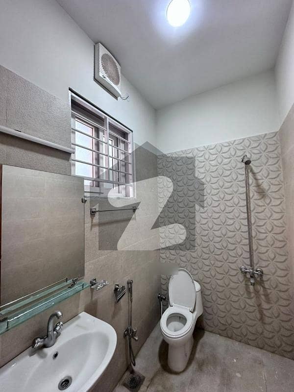 10 Marla Upper Portion for rent in G-13 6