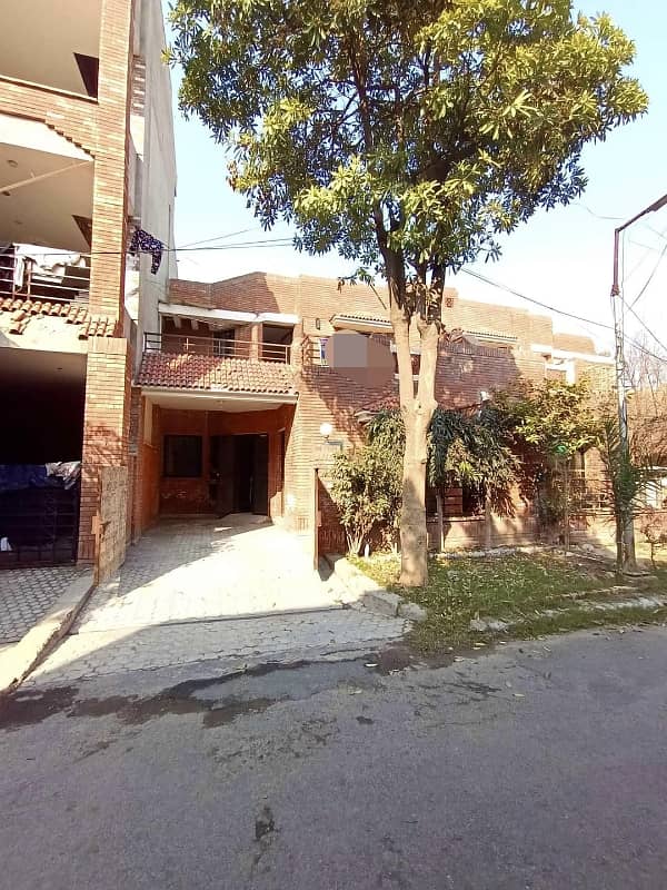 House For Sale Valancia town 0