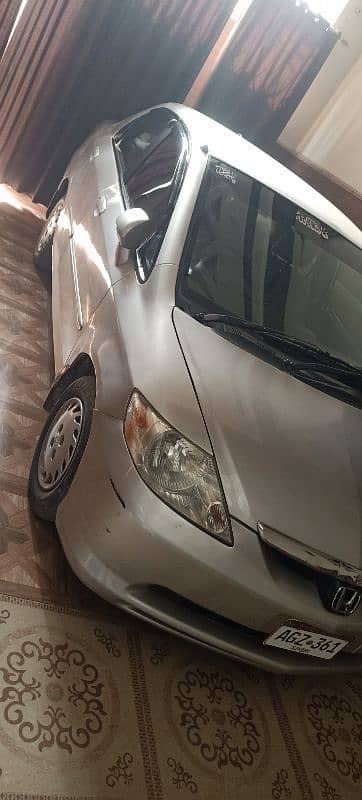 Honda City IDSI 2004 o3o77782439 11