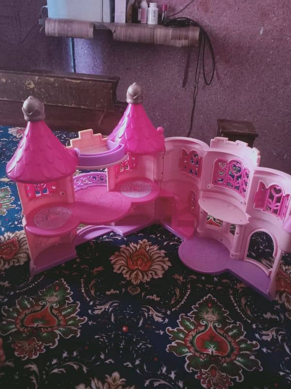 doll house for sale urgent sale only cal 0,3,0,3,5,4,4,9,5,25 2