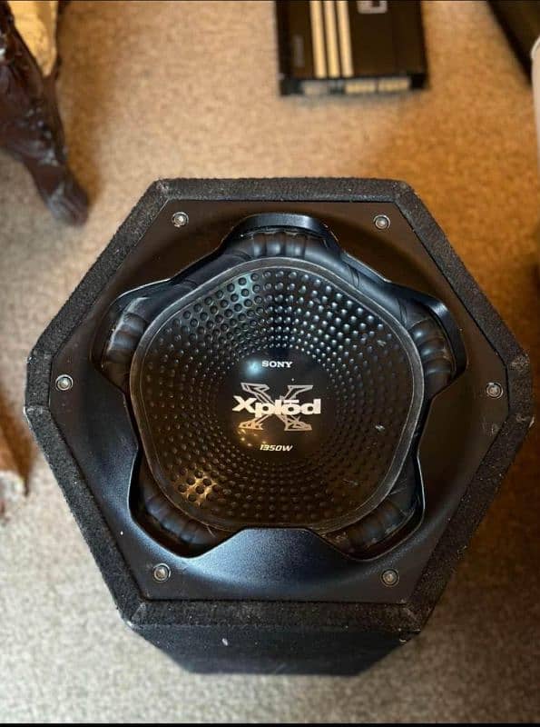 Sony xpload sub wofer 1350 watt original vitnam 1