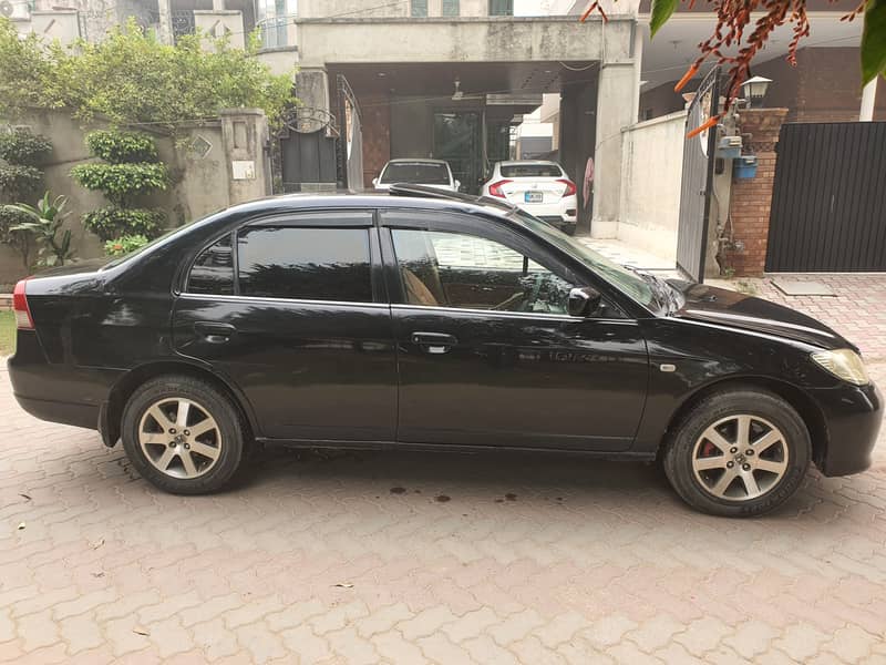 Honda Civic 2006 1.6cc 8