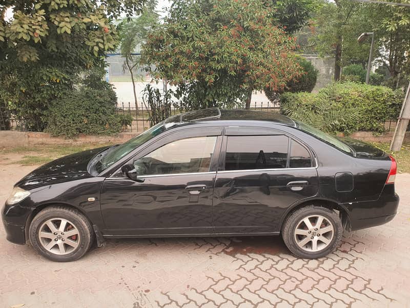 Honda Civic 2006 1.6cc 9