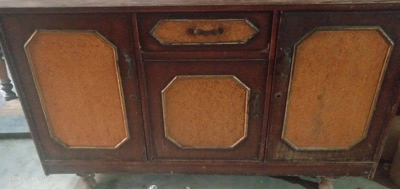 Women Dressing Table(urgent sale) 2