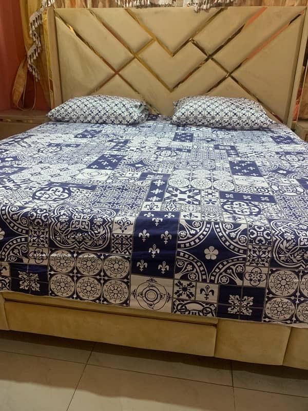 bed in Good condition 2