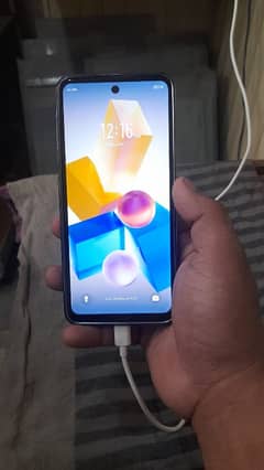 Infinix hot 40i 10 by 10 condition