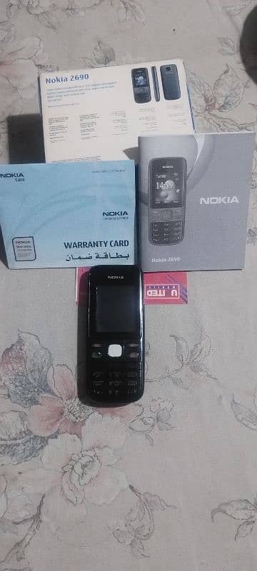 Nokia 2690 Keypad antique phone 4