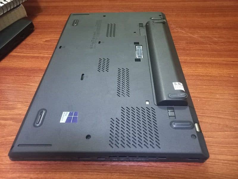 Lenovo t440 core i5 4th gen 4